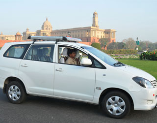 Innova hire in Amritsar